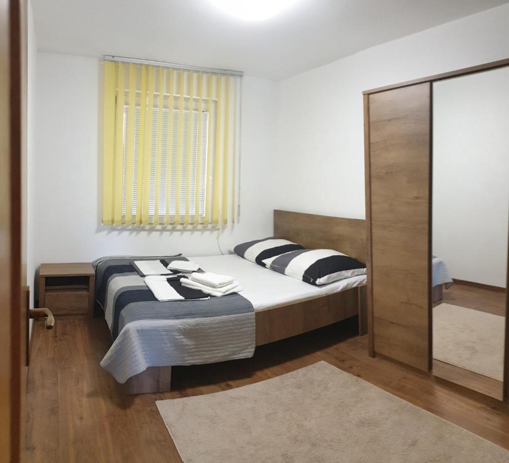Apartment Zara Драмал Екстериор снимка
